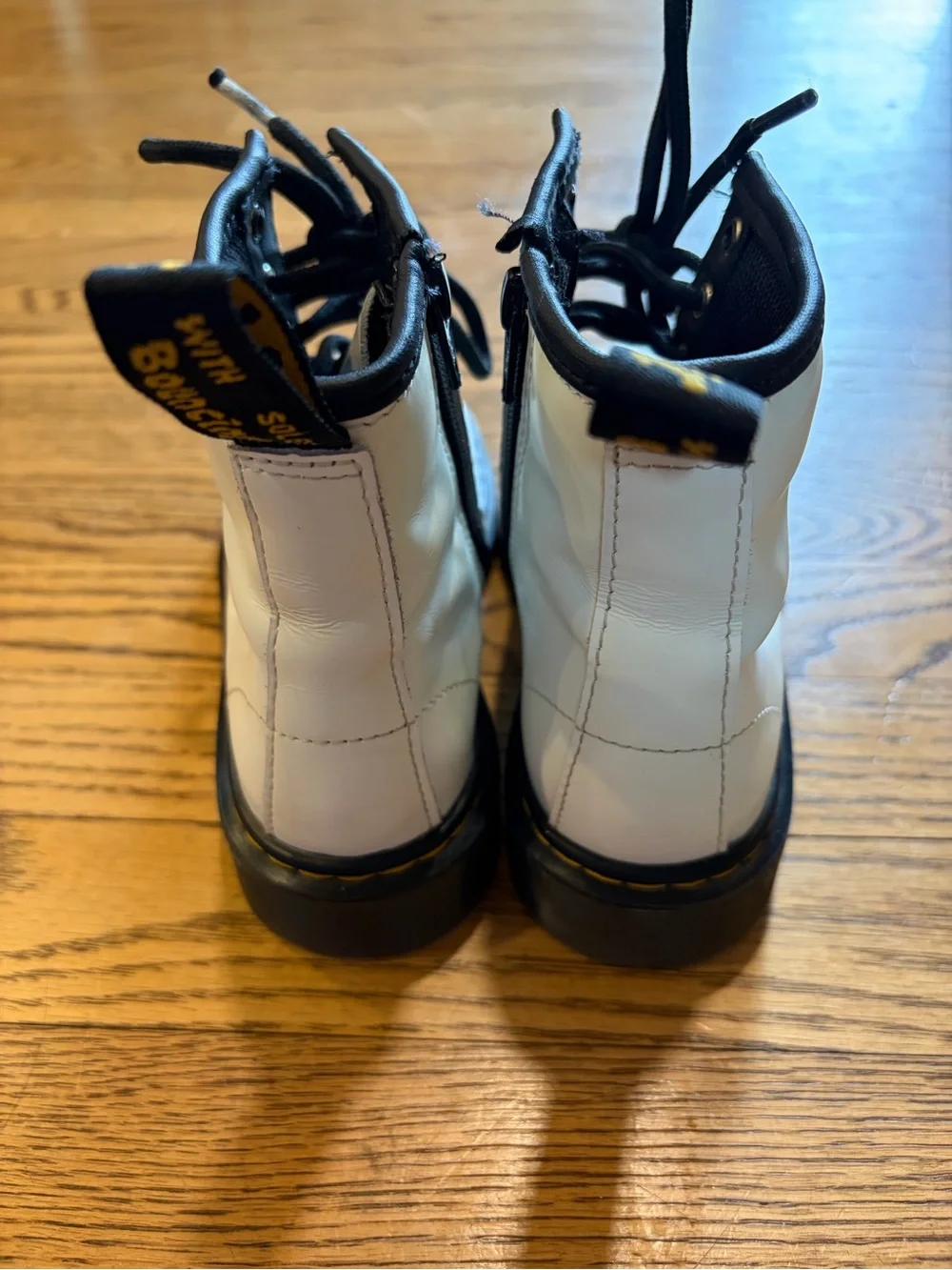 Dr. Martens Boot Combat Boot White